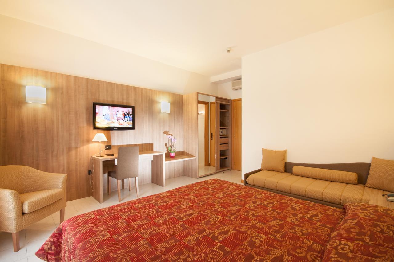 Albergo Vittoria Salsomaggiore Terme Luaran gambar
