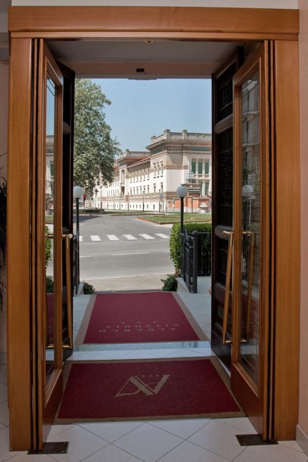 Albergo Vittoria Salsomaggiore Terme Luaran gambar