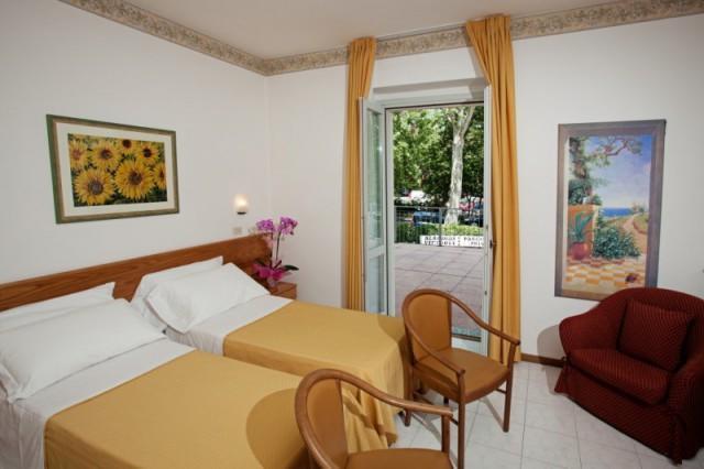 Albergo Vittoria Salsomaggiore Terme Luaran gambar