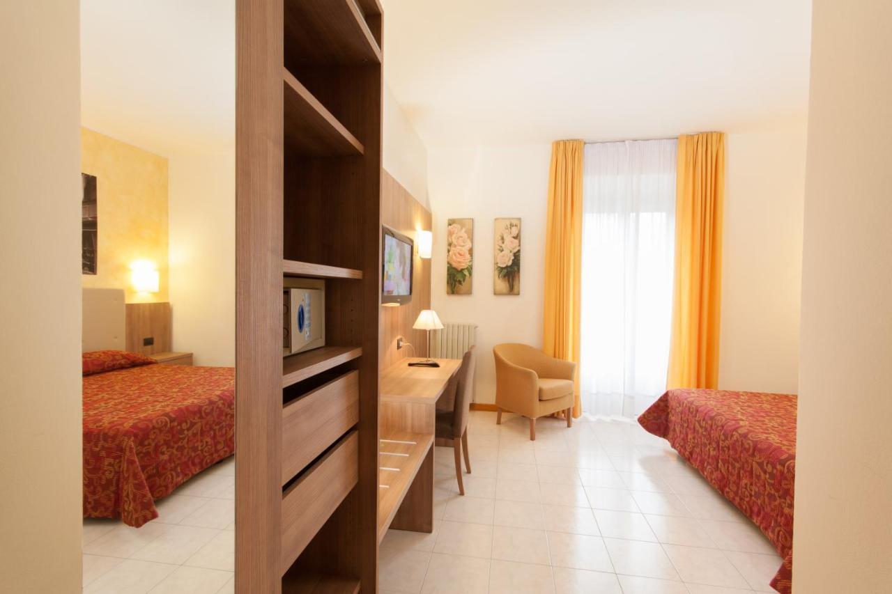 Albergo Vittoria Salsomaggiore Terme Luaran gambar
